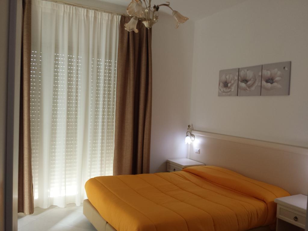 Hotel Afrodite Scalea Zimmer foto